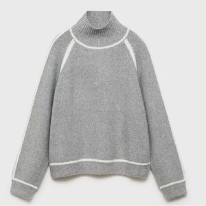 TURTLENECK SWEATER WITH CONTRASTING DETAILS